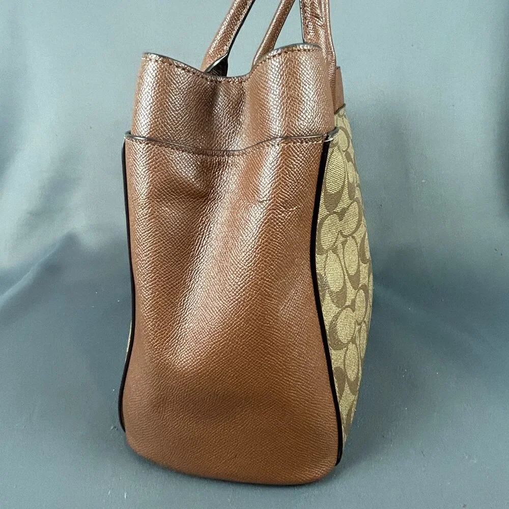 Coach casey f31475